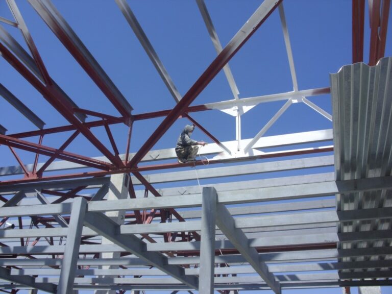 Nesošas metāla konstrukcijas - METĀLA BĀZE SIA